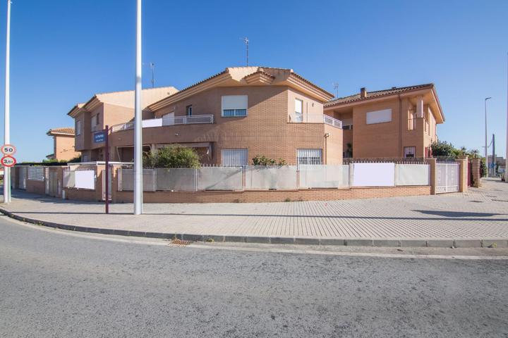 CHALET DE LUJO EN LA COSTA BLANCA JUNTO A LA PLAYA DEL PINET photo 0