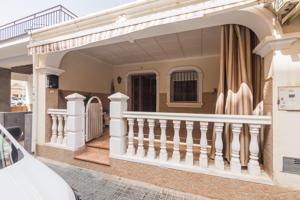 Casa En venta en Las Bayas-Asprillas, Las Bayas photo 0