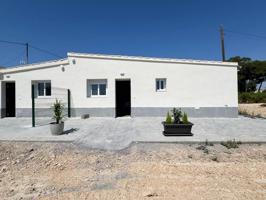 ESTRENA VIDA EN PLENA NATURALEZA: VIVIENDA ADOSADA EN EL CAMPO DE ELCHE photo 0