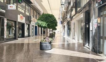 LOCAL COMERCIAL EN PLENO CENTRO DE ELCHE – CALLE OBISPO TORMO, PEATONAL photo 0