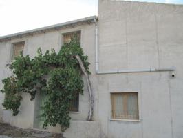 Finca rustica en Salinas con casa semireformada de 300 m2 y 50 ha. photo 0