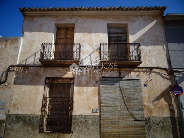 VENTA DE CASA SOLAR EN ASPE EN ZONA CENTRO MUY BIEN UBICADA photo 0