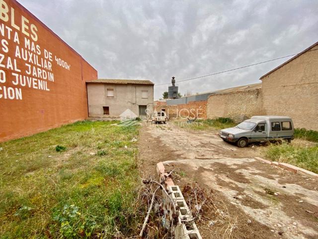 VENTA DE TERRENO INDUSTRIAL EN ASPE EN MUY BUENA ZONA CERCA DE PABELLÓN MUNICIPAL DE DEPORTES photo 0