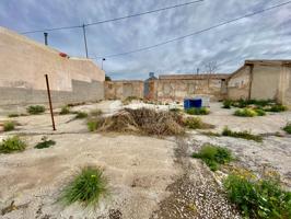 VENTA DE PARCELA EN NOVELDA EN EL BARRIO DE LA ESTACIÓN DE GRANDES DIMENSIONES photo 0