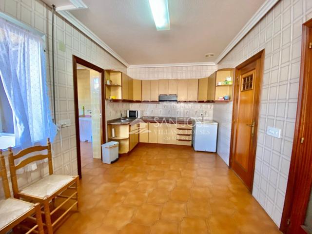 VENTA DE ESTUPENDO PISO EN LA ROMANA photo 0