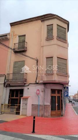 SE VENDE EDIFICIO PARA REFORMAR EN PLENO CENTRO, JUNTO A LA PLAZA DE ESPAÑA EN NOVELDA, ALICANTE photo 0