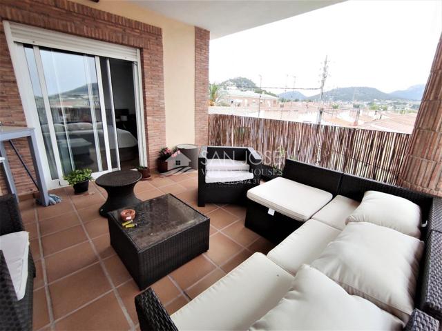 SE VENDE ESPECTACULAR DUPLEX CON TRES AMPLIAS TERRAZAS EN LA ROMANA EN ZONA CENTRO. photo 0