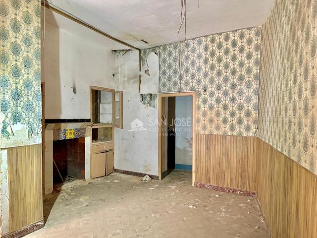 INMOBILIARIA SAN JOSE VENDE VIVIENDAS PARA REFORMAR EN CALLE HISTORICA DEL CENTRO DE ASPE photo 0
