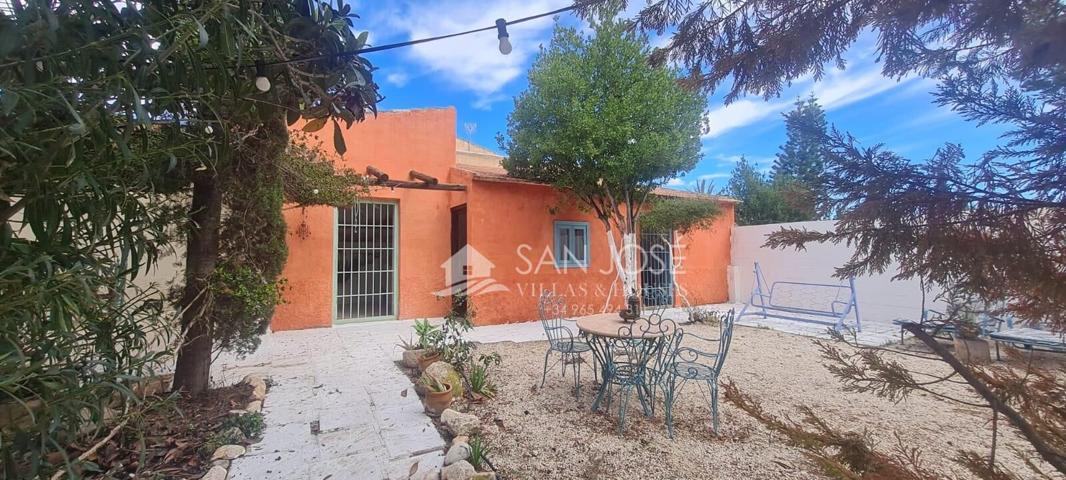 INMOBILIARIA SANJOSE VENDE CHALET CON PARCELA CERCA DE ASPE photo 0