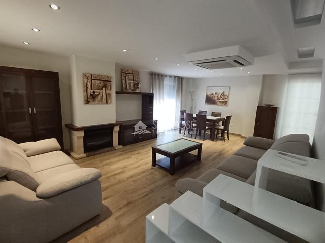 VENTA DE ESPECTACULAR CHALET EN ASPE, URBANIZACIÓN SANTA ELENA photo 0
