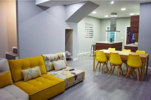 SE VENDE CASA CON GARAJE EN NOVELDA EN REFORMA. photo 0