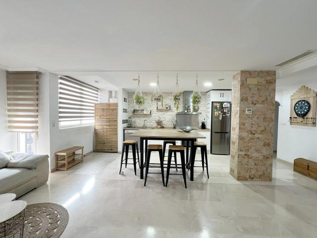 SE VENDE ESPECTACULAR Y AMPLIO PISO EN ELCHE EN SECTOR V. photo 0