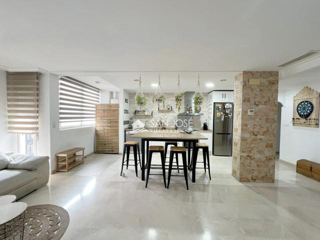 SE VENDE ESPECTACULAR Y AMPLIO PISO EN ELCHE EN SECTOR V. photo 0