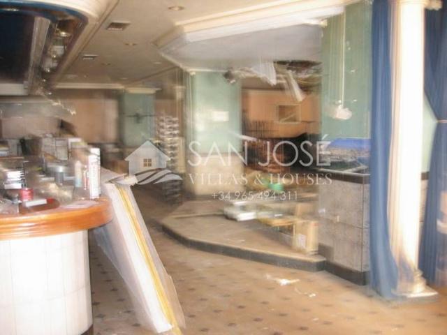 SE VENDE LOCAL COMERCIAL EN ASPE photo 0