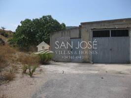 Inmobiliaria San Jose vende NAVE con terreno terciario en Hondón de las Nieves. photo 0