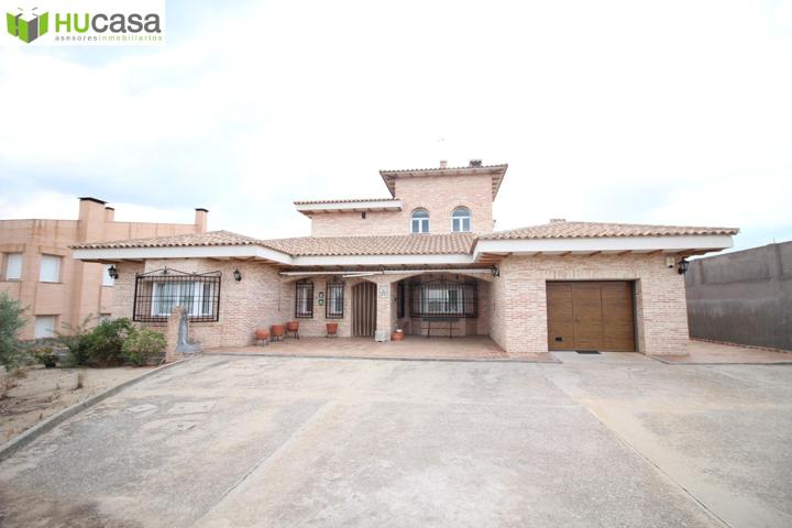 ¡¡ OPORTUNIDAD-CARPIO DE TAJO-IMPRESIONANTE VIVIENDA DE 5 DORMITORIOS EN PARCELA DE 4.000 m2!!! photo 0