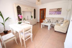 ¡¡OPORTUNIDAD - POLIGONO 3 DORM., 1 BAÑO, PARKING COMUNITARIO, PROXIMO AL HOSPITAL 850 €!! photo 0