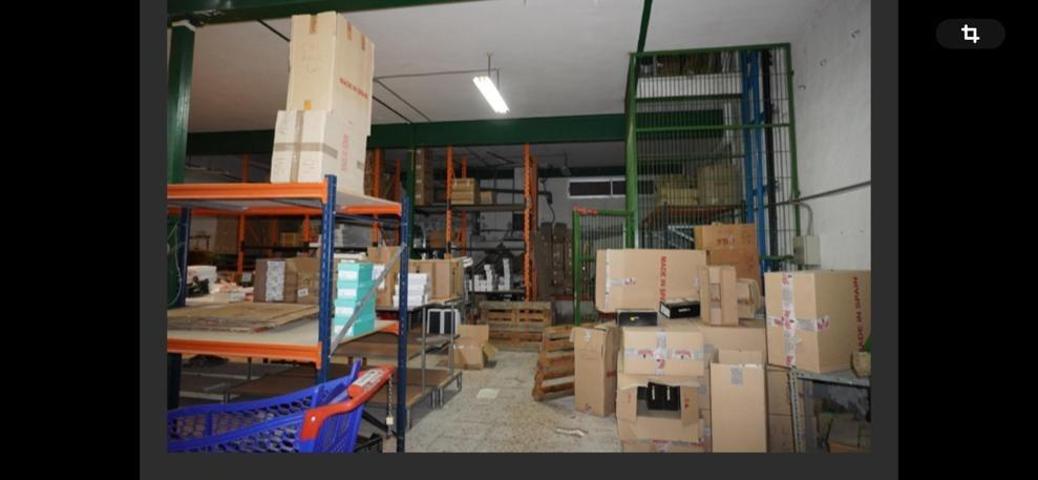 SE VENDE NAVE photo 0