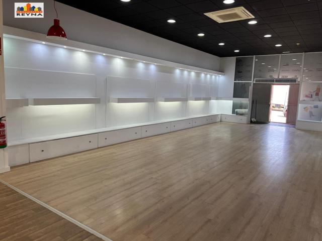 MAGNÍFICA NAVE EN ALQUILER EN ELCHE (POLÍGONO DE CARRÚS) photo 0