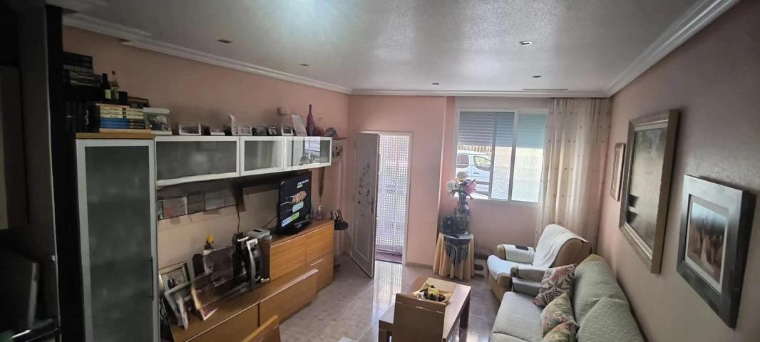 Planta baja en San Crispín, Elche – 3 habitaciones, terraza y garaje incluido photo 0