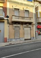 SE VENDE CASA UNICA, CON DOBLE CASA Y PATIO , EN EL CENTRO DEL PUEBLO ,PRA ENTRAR A VIVIR photo 0