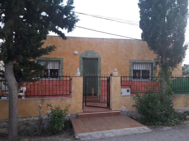 SE VENDE FINCA RÚSTICA DE 8735 METROS CUADRADOS CON DOS CASAS, CALLOSA DEL SEGURA photo 0