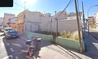 SE VENDE SOLAR PARA CONSTRUIR - POSIBILIDAD DE 3 PLANTAS photo 0