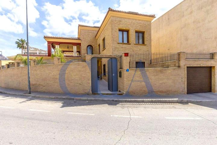 SE VENDE CHALET EN ORIHUELA - ALICANTE photo 0