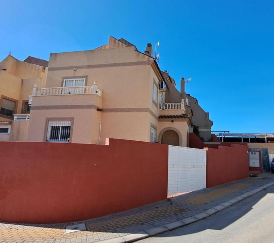 SE VENDE BUNGALOW EN MUY BUENA ZONA A 7 MINUTOS DE ALICANTE photo 0