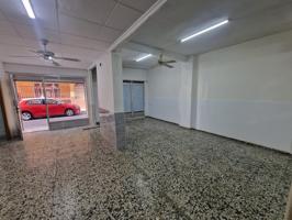SE VENDE LOCAL - BIEN SITUADO - CERCA PLAZA TOROS photo 0