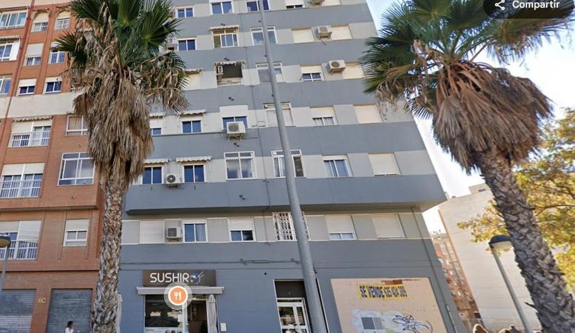SE VENDE PISO - ASCENSOR -REFORMADO - CERCA UNIVERSIDAD photo 0