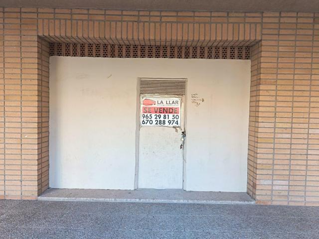 SE VENDE LOCAL A ESTRENAR - CERCA DE HOSPITAL GENERAL - ALTOZANO photo 0
