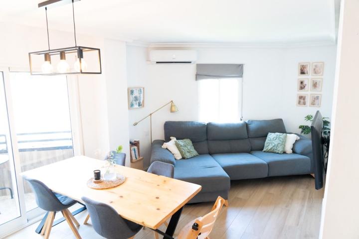 SE VENDE PISO - REFORMADO - ASCENSOR - LISTO PARA VIVIR photo 0