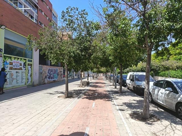 SE VENDE BAR - CERVECERIA - ZONA GRAN VIA - LISTO PARA FUNCIONAR photo 0