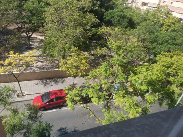SE VENDE VIVIENDA - ASCENSOR - GARAJE - URBANIZACION CON PISCINA - VPO photo 0