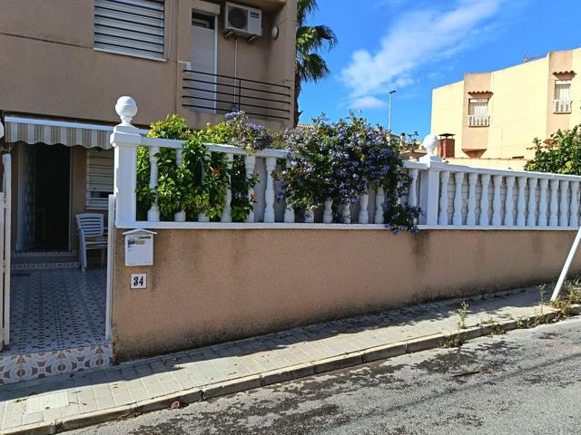 SE ALQUILA BUNGALOWS-  PLANTA BAJA  -GRAN ALACANT photo 0