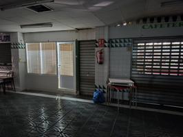 SE VENDE LOCAL EN EL MERCADO DE BENALUA-OCASION - 16 MTS CUADRADOS photo 0