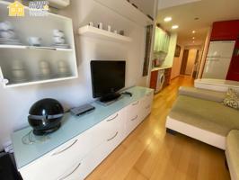 APARTAMENTO DE DISEÑO EN EL CENTRO DE ALICANTE CON ASCENSOR photo 0