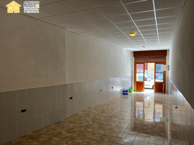 LOCAL COMERCIAL EN VENTA EN EL ALTET, CALLE BERGANTIN photo 0