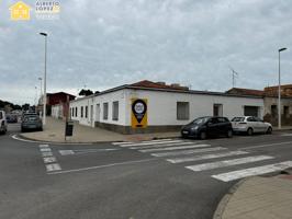 Solar urbano en venta en El Altet. photo 0