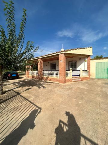 Chalet en venta de 2 dormitorios en Benidorm photo 0