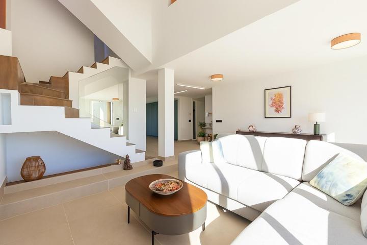 Chalet en venta 3 dormitorios en Alicante con calidades de lujo. photo 0
