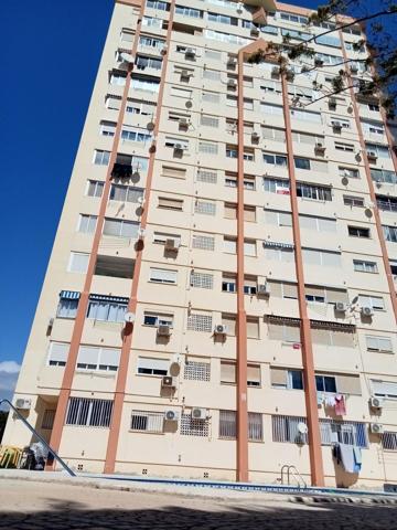 Apartamento en venta de 2 dormitorios en zona levante Benidorm. photo 0