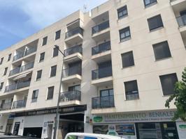 Piso en venta de 2 dormitorios, 2 baños, garaje y trastero en Colonia Madrid, Benidorm photo 0
