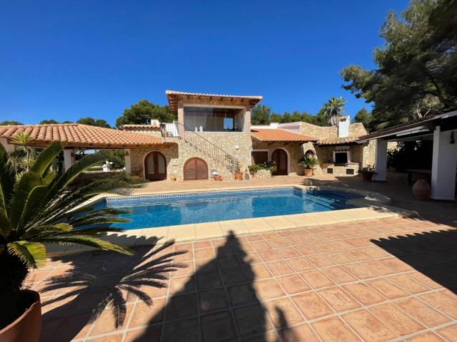 ▷Villa con Piscina y Vistas Panorámicas el Mar em Moraira, Costa Blanca. photo 0