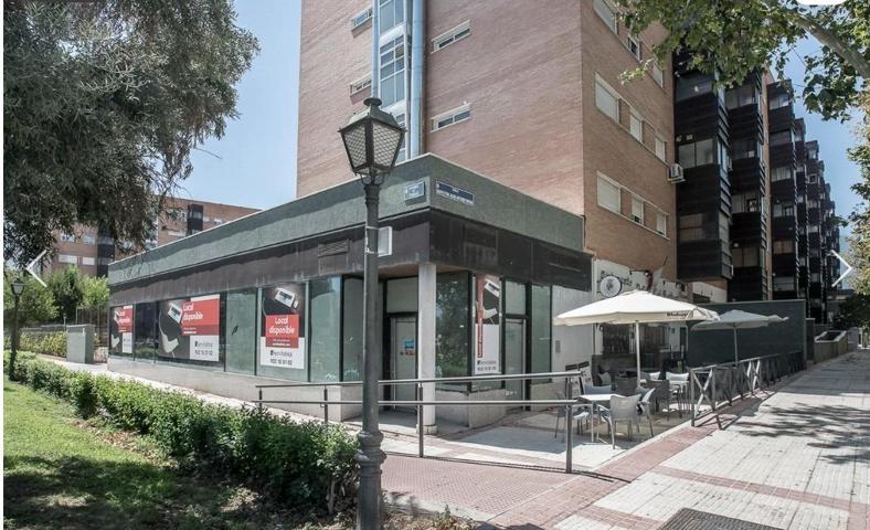 PROMOCIÓN DE 2 LOCALES EN VENTA EN CALLE INSPECTOR JUAN ANTONIO BUENO, ALCORCÓN-MADRID photo 0