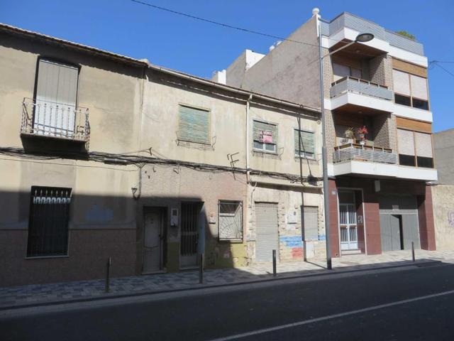 Edificio En Venta Para Inversores En Pleno centro De Albatera photo 0