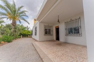 MAGNIFICO CHALET EN MATOLA photo 0