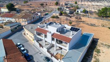 Viviendas con solárium y terrazas desde 198.000 € en Hondón de las Nieves photo 0