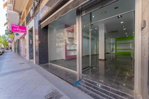 🏢 Solar 259 m² En Reina Victoria – Edificabilidad PB +5 Plantas Con Local Reformado. photo 0